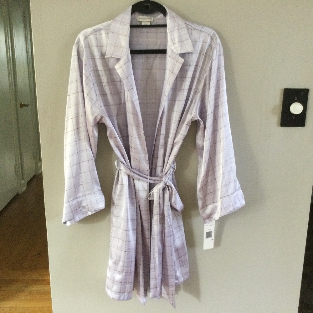 Jones New York 100% Polyester Heather Plaid Robe, NWT